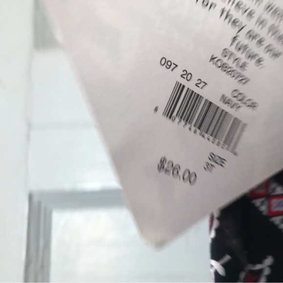 Fresh from Laurie’s closet - Picture 6 of 7